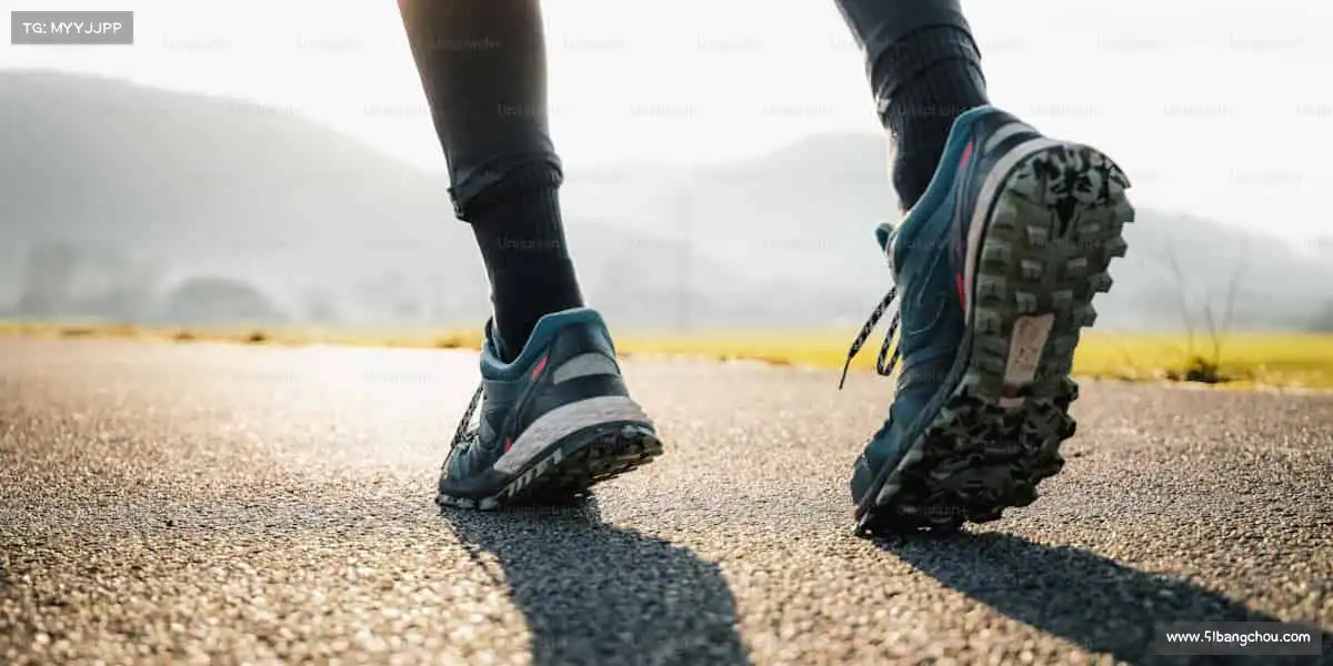 熊猫体育🏋️♂️举铁有型,跑步有速!每一次训练,都是对自己的投资~